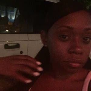 Meet your Posher, Val